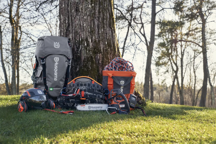 Husqvarna výstrojový batoh ZVF08J131 nástrojov